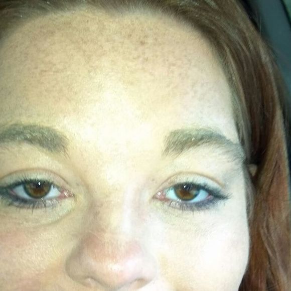 Meet your Posher, Desiree - Picture 1 of 1